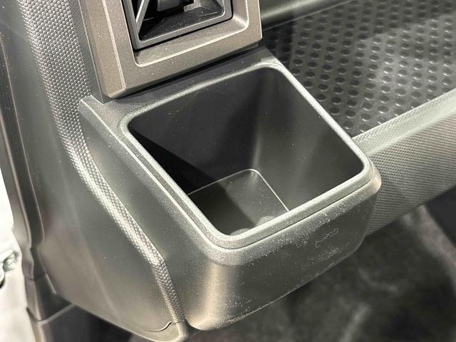 タフト Ｇターボ　クロムベンチャー　スカイフィールトップ　メッキパック　シルバーアンダーガーニッシュ　インテリアアクセント　ＬＥＤオートハイビーム＆フォグランプ　電動パーキングブレーキ　バックカメラ　１５インチアルミホイール（31枚目）