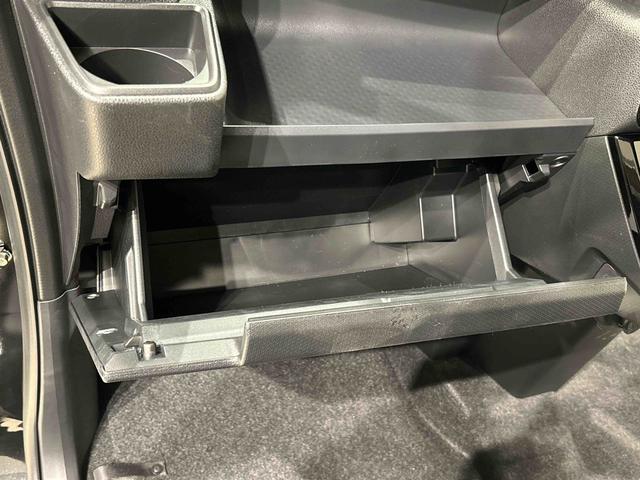 タント カスタムＲＳ　バックモニター対応カメラ　シートヒーター　ＬＥＤオートライト　パワースライドドアウェルカムオープン機能　電動パーキングブレーキ　運転席助手席シートヒーター　アルミホイール　キーフリーシステム　　オート電動格納式ドアミラー（32枚目）