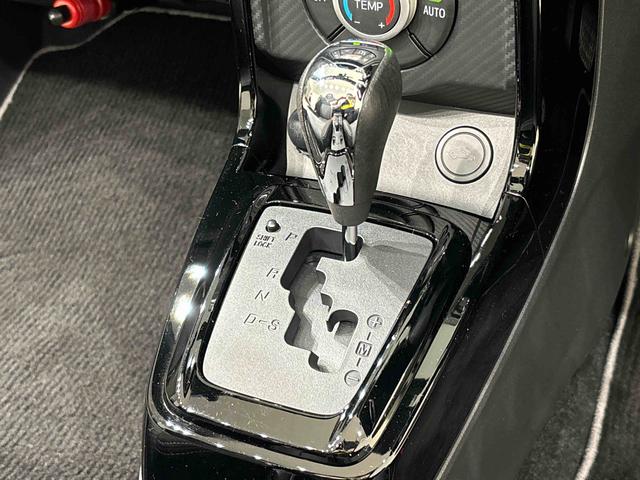 コペン GR スポーツ 純正ナビゲーション ドライブレコーダー GRSPORT専用MOMO製革巻ステアリングホイール GRSPORT専用レカロシート 電子カードキー(GRロゴ入り)BBS製16インチアルミホイール 運転席・助手席シートヒーター(20枚目)