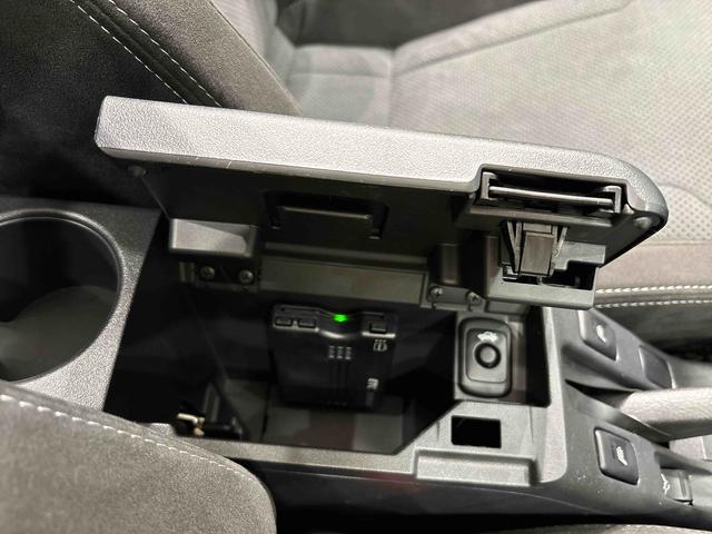 コペン GR スポーツ 純正ナビゲーション ドライブレコーダー GRSPORT専用MOMO製革巻ステアリングホイール GRSPORT専用レカロシート 電子カードキー(GRロゴ入り)BBS製16インチアルミホイール 運転席・助手席シートヒーター(25枚目)