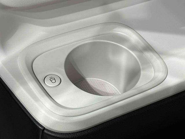 ムーヴキャンバス ストライプスGターボ ナビ バックカメラ ETC ドラレコ LEDオートライト・フォグランプ 電動パーキングブレーキ プッシュボタンスタート セキュリティアラーム バックカメラ 両側パワースライドドアウエルカムオープン機能 オート電動格納式ドアミラー(33枚目)