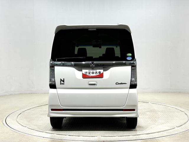 N-BOXカスタム G SSブラックスタイルパッケージ カーナビ バックモニター ドライブレコーダー ETC車載器 後席両側パワースライドドア オートライト オートエアコン プッシュボタンスタート トップシェイドガラス キーフリーシステム アルミホイール 電動格納式ドアミラー(13枚目)