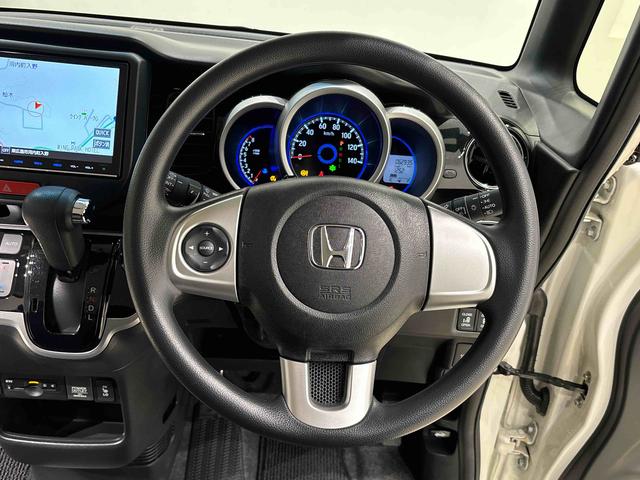 N-BOXカスタム G SSブラックスタイルパッケージ カーナビ バックモニター ドライブレコーダー ETC車載器 後席両側パワースライドドア オートライト オートエアコン プッシュボタンスタート トップシェイドガラス キーフリーシステム アルミホイール 電動格納式ドアミラー(15枚目)