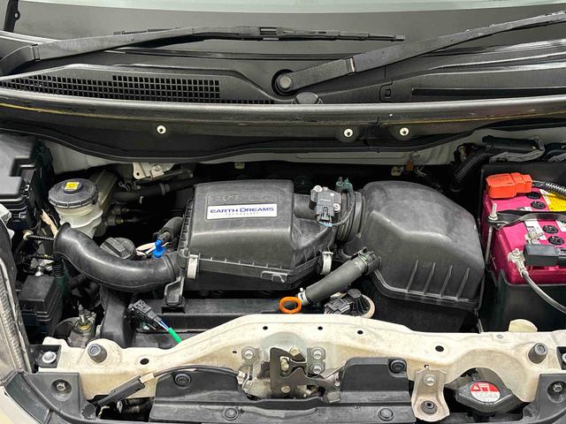 N-BOXカスタム G SSブラックスタイルパッケージ カーナビ バックモニター ドライブレコーダー ETC車載器 後席両側パワースライドドア オートライト オートエアコン プッシュボタンスタート トップシェイドガラス キーフリーシステム アルミホイール 電動格納式ドアミラー(41枚目)