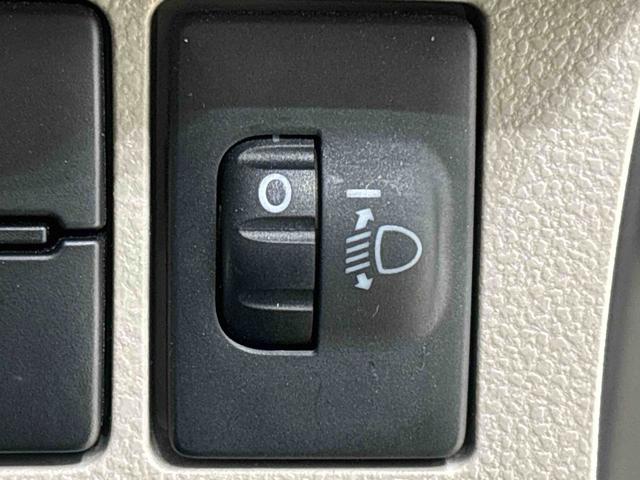 ムーヴ ＸリミテッドＩＩ　ＳＡＩＩＩ　オーディオ　バックモニター　コーナーセンサー　シートヒーター　オートエアコン　オート格納機能付き電動ミラー　オートライト　シートリフター　プッシュボタンスタート　ステアリングスイッチ　セキュリティーアラーム（25枚目）