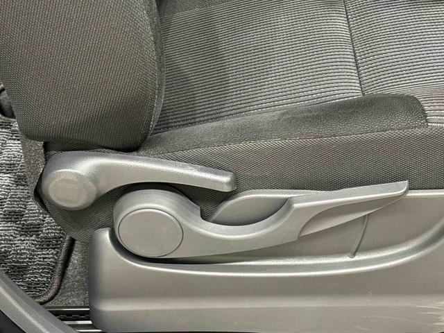 ムーヴ ＸリミテッドＩＩ　ＳＡＩＩＩ　オーディオ　バックモニター　コーナーセンサー　シートヒーター　オートエアコン　オート格納機能付き電動ミラー　オートライト　シートリフター　プッシュボタンスタート　ステアリングスイッチ　セキュリティーアラーム（30枚目）