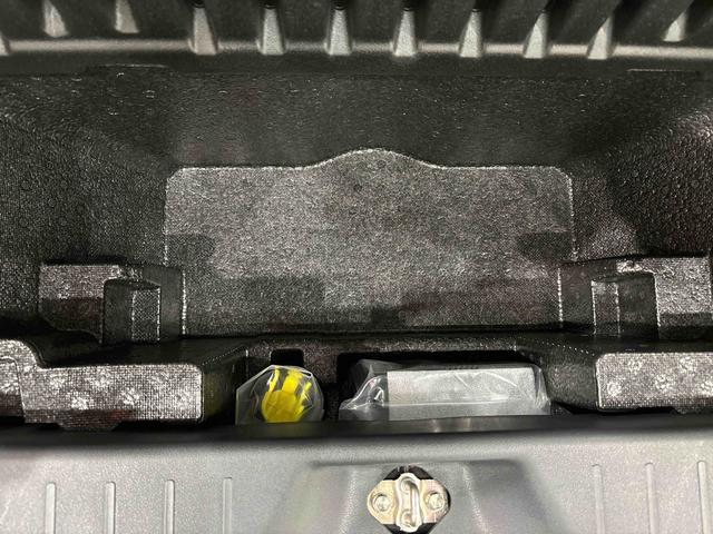 ムーヴ ＸリミテッドＩＩ　ＳＡＩＩＩ　オーディオ　バックモニター　コーナーセンサー　シートヒーター　オートエアコン　オート格納機能付き電動ミラー　オートライト　シートリフター　プッシュボタンスタート　ステアリングスイッチ　セキュリティーアラーム（42枚目）