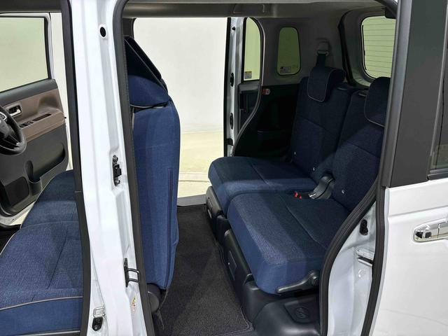 ムーヴキャンバス セオリーGターボ LEDオートライト・フォグランプ 電動パーキングブレーキ プッシュボタンスタート セキュリティアラーム バックカメラ 両側パワースライドドアウエルカムオープン機能 オート電動格納式ドアミラー(38枚目)