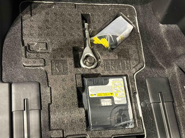 タント カスタムＲＳ　ターボ車　７インチフルセグナビ　ドラレコ付　バックカメラ　両側電動スライドドア　ＬＥＤヘッドライト　ＬＥＤフォグランプ　オートライト　オートハイビーム　アダプティブルクルーズコントロール　ＳＲＳサイドエアバッグ　プッシュボタンスタート（35枚目）