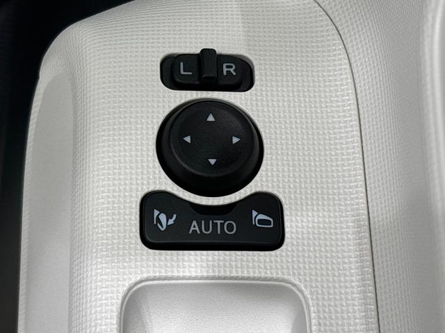 ムーヴキャンバス ストライプスG バックモニター対応 電動パーキングブレーキ LEDオートライト・フォグランプ 電動パーキングブレーキ プッシュボタンスタート セキュリティアラーム バックカメラ 両側パワースライドドアウエルカムオープン機能 オート電動格納式ドアミラー(25枚目)