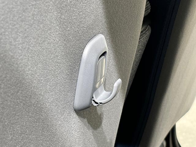 ムーヴキャンバス ストライプスG バックモニター対応 電動パーキングブレーキ LEDオートライト・フォグランプ 電動パーキングブレーキ プッシュボタンスタート セキュリティアラーム バックカメラ 両側パワースライドドアウエルカムオープン機能 オート電動格納式ドアミラー(35枚目)