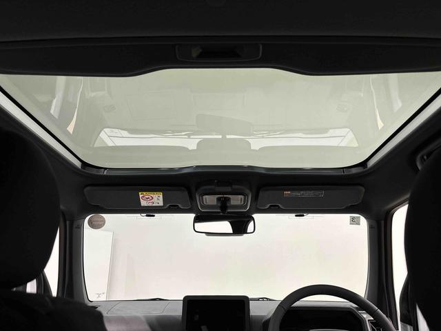 タフト Ｇ　ダーククロムベンチャー　スカイフィールトップ　クロムパック　メッキパック　シルバーアンダーガーニッシュ　インテリアアクセント　ＬＥＤオートライト＆フォグランプ　電動パーキングブレーキ　バックカメラ　アルミホイール（11枚目）