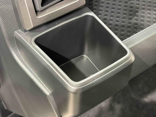 タフト Ｇ　ダーククロムベンチャー　スカイフィールトップ　クロムパック　メッキパック　シルバーアンダーガーニッシュ　インテリアアクセント　ＬＥＤオートライト＆フォグランプ　電動パーキングブレーキ　バックカメラ　アルミホイール（31枚目）