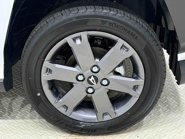 タフト Ｇ　ダーククロムベンチャー　スカイフィールトップ　クロムパック　メッキパック　シルバーアンダーガーニッシュ　インテリアアクセント　ＬＥＤオートライト＆フォグランプ　電動パーキングブレーキ　バックカメラ　アルミホイール（47枚目）