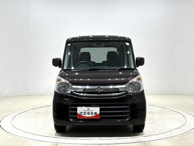 スペーシア Ｇリミテッド　ナビ　パノラマモニター　シートヒーター　ハロゲンヘッドライト　片側電動スライドドア　オートエアコン　電動格納ドアミラー　片側シートヒーター　キーフリーシステム　アイドリングストップ　ホイールキャップタイヤ（8枚目）