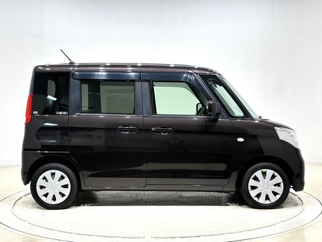 スペーシア Ｇリミテッド　ナビ　パノラマモニター　シートヒーター　ハロゲンヘッドライト　片側電動スライドドア　オートエアコン　電動格納ドアミラー　片側シートヒーター　キーフリーシステム　アイドリングストップ　ホイールキャップタイヤ（9枚目）