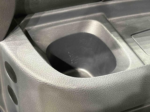 スペーシア Ｇリミテッド　ナビ　パノラマモニター　シートヒーター　ハロゲンヘッドライト　片側電動スライドドア　オートエアコン　電動格納ドアミラー　片側シートヒーター　キーフリーシステム　アイドリングストップ　ホイールキャップタイヤ（30枚目）