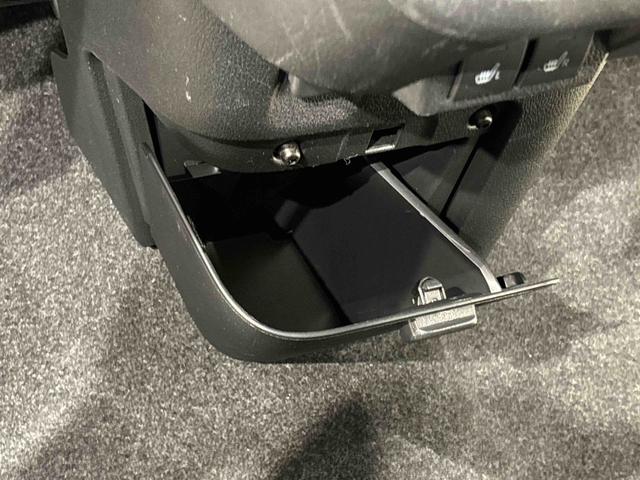 ムーヴキャンバス セオリーG 両側パワースライドドア シートヒーター(32枚目)