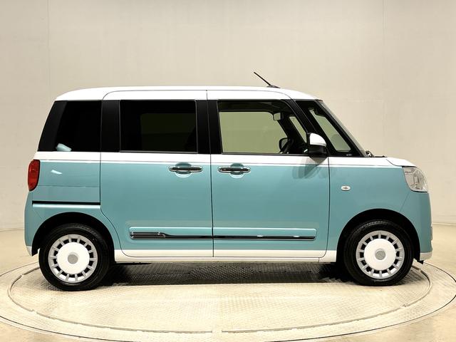 ムーヴキャンバス ストライプスG キーフリーシステム ステアリングスイッチ LEDオートライト・フォグランプ 電動パーキングブレーキ プッシュボタンスタート セキュリティアラーム バックカメラ 両側パワースライドドアウエルカムオープン機能 オート電動格納式ドアミラー(7枚目)