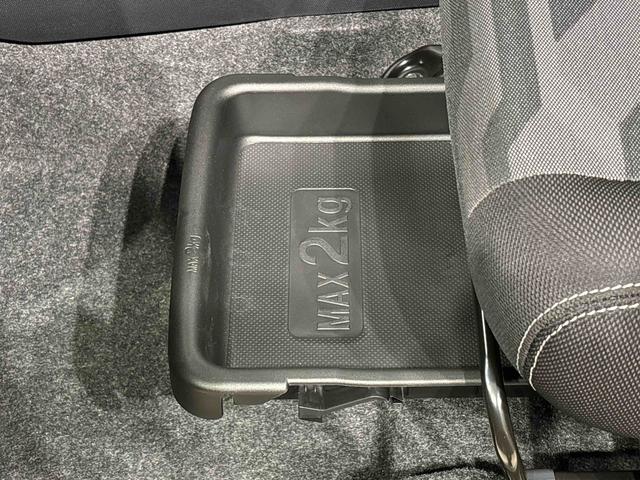 タフト Ｇ　クロムベンチャー　　メーカー保証あり（保障継承）　契約後点検込み／延長保証追加プランあり／スカイフィールトップ　クロムパック　メッキパック　シルバーアンダーガーニッシュ　インテリアアクセント　ＬＥＤオートライト＆フォグランプ　電動パーキングブレーキ（33枚目）