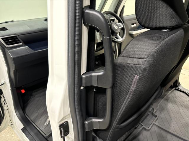 トール カスタムＧ　ターボ　ナビ　バックカメラ　ＥＴＣ　ＬＥＤヘッドランプ・フォグランプ　　アルミホイール　オートライト　プッシュボタンスタート　クルーズコントロール　　コーナーセンサー　パワースライドドア　キーフリーシステム　電動パーキングブレーキ（39枚目）