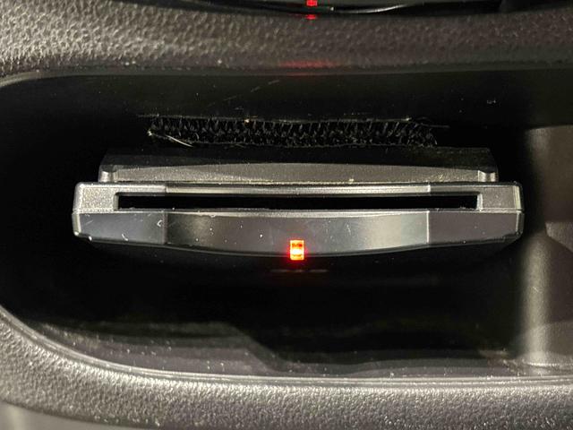 タント カスタムＲＳ　スマートセレクションＳＮ　ナビ　ＥＴＣ　ＬＥＤオートライト　オートエアコン　プッシュボタンスタート　アルミホイール　キーフリーシステム（8枚目）