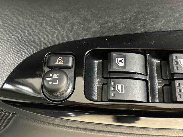 タント カスタムＲＳ　スマートセレクションＳＮ　ナビ　ＥＴＣ　ＬＥＤオートライト　オートエアコン　プッシュボタンスタート　アルミホイール　キーフリーシステム（22枚目）