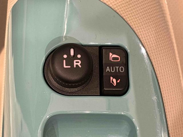 ムーヴキャンバス Ｘメイクアップリミテッド　ＳＡＩＩＩ　ハロゲンライト　ＬＥＤフォグランプ　オートライト　プッシュボタンスタート　セキュリティアラーム　パノラマモニター対応カメラ　両側パワースライドドア　７インチナビ　パノラマモニター　ドライブレコーダ（29枚目）