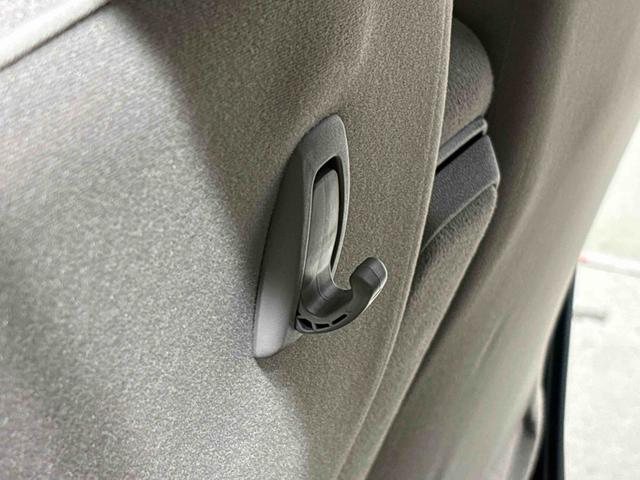 ムーヴキャンバス Ｘメイクアップリミテッド　ＳＡＩＩＩ　ハロゲンライト　ＬＥＤフォグランプ　オートライト　プッシュボタンスタート　セキュリティアラーム　パノラマモニター対応カメラ　両側パワースライドドア　７インチナビ　パノラマモニター　ドライブレコーダ（41枚目）