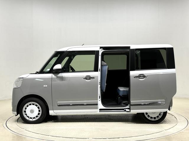 ムーヴキャンバス ストライプスGターボ LEDオートライト・フォグランプ 電動パーキングブレーキ プッシュボタンスタート セキュリティアラーム バックカメラ 両側パワースライドドアウエルカムオープン機能 オート電動格納式ドアミラー(8枚目)