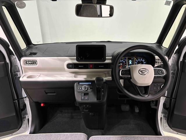 ムーヴキャンバス ストライプスGターボ LEDオートライト・フォグランプ 電動パーキングブレーキ プッシュボタンスタート セキュリティアラーム バックカメラ 両側パワースライドドアウエルカムオープン機能 オート電動格納式ドアミラー(11枚目)