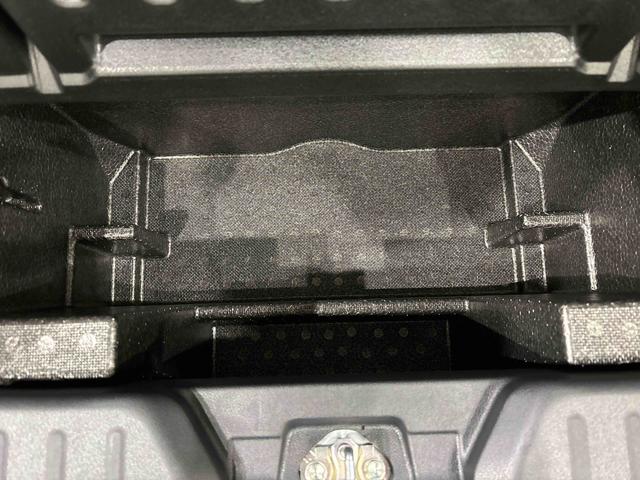 ムーヴキャンバス ストライプスGターボ LEDオートライト・フォグランプ 電動パーキングブレーキ プッシュボタンスタート セキュリティアラーム バックカメラ 両側パワースライドドアウエルカムオープン機能 オート電動格納式ドアミラー(40枚目)