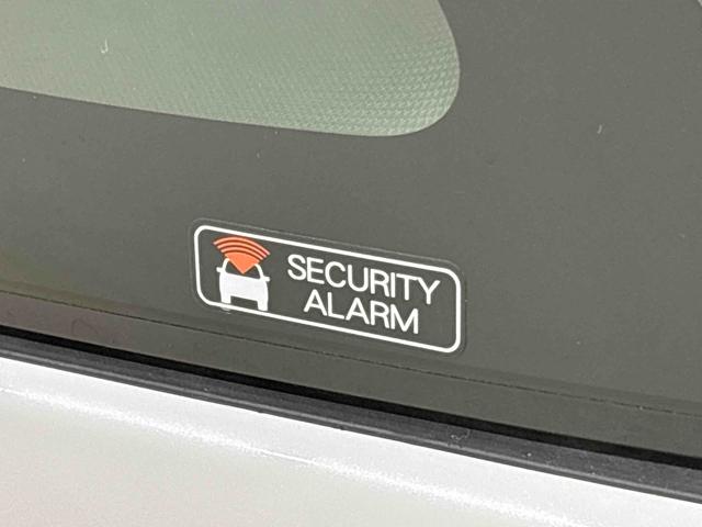 ムーヴキャンバス ストライプスGターボ LEDオートライト・フォグランプ 電動パーキングブレーキ プッシュボタンスタート セキュリティアラーム バックカメラ 両側パワースライドドアウエルカムオープン機能 オート電動格納式ドアミラー(41枚目)