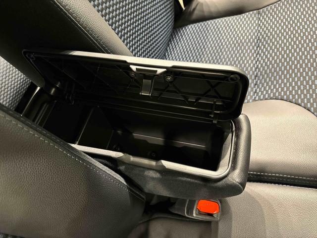 タント カスタムＸ　バックカメラ付き　両側パワースライドドア　ＬＥＤオートライト　パワースライドドアウェルカムオープン機能　電動パーキングブレーキ　運転席助手席シートヒーター　アルミホイール　キーフリーシステム　　オート電動格納式ドアミラー（30枚目）