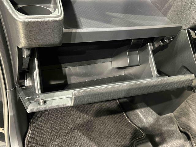 タント カスタムＸ　バックカメラ付き　両側パワースライドドア　ＬＥＤオートライト　パワースライドドアウェルカムオープン機能　電動パーキングブレーキ　運転席助手席シートヒーター　アルミホイール　キーフリーシステム　　オート電動格納式ドアミラー（32枚目）