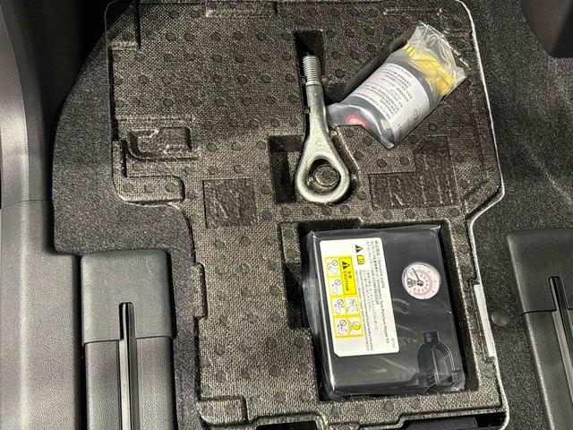 タント カスタムＸ　バックカメラ付き　両側パワースライドドア　ＬＥＤオートライト　パワースライドドアウェルカムオープン機能　電動パーキングブレーキ　運転席助手席シートヒーター　アルミホイール　キーフリーシステム　　オート電動格納式ドアミラー（33枚目）