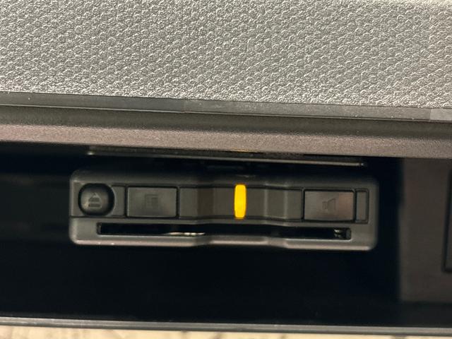 �d�s�b�J�[�h��}�����邱�Ƃō������H�𗘗p����ۂ̎x�������L���b�V�����X�ɂȂ�����A�d�s�b�X�}�[�g�C���^�[�`�F���W�����p�ł�����A�ƂĂ��֗��ȃA�C�e���ł��I�ۏ؂͏C���ۏ؂݂̂ƂȂ�܂��B