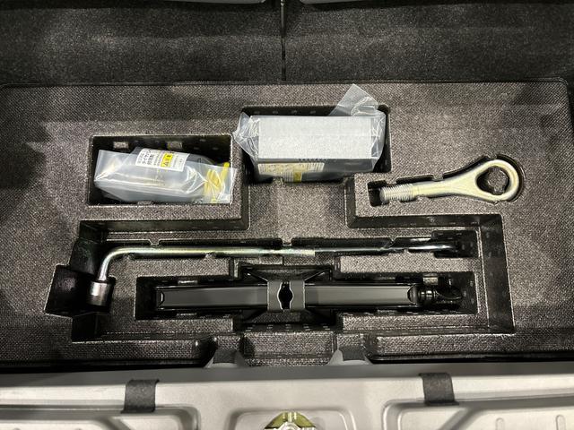 ���Q�[�W�̉��ɂ̓W���b�L�≞�}�p���N�C���Z�b�g��������Ă��܂�