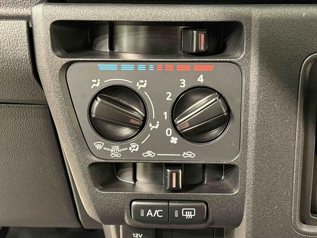ハイゼットカーゴ ＤＸ　　２ＷＤ　キーレスエントリー　マニュアルエアコン　運転席・助手席パワーウインドウ　オートライト　ハンド式サイドブレーキ　ハロゲンヘッドライト　アイドリングストップ機能　　　テンパータイヤ　コーナーセンサー（13枚目）