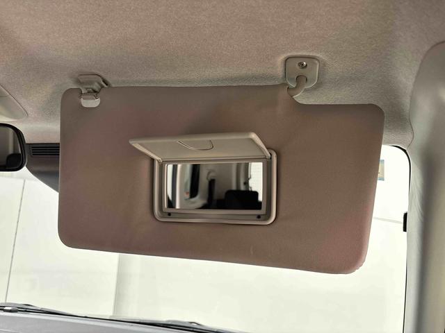 トール カスタムＧ　バックモニター対応　電動パーキングブレーキ　ＬＥＤヘッドランプ・フォグランプ　　１４インチアルミホイール　オートライト　プッシュボタンスタート　クルーズコントロール　　コーナーセンサー　パワースライドドア　キーフリーシステム（26枚目）