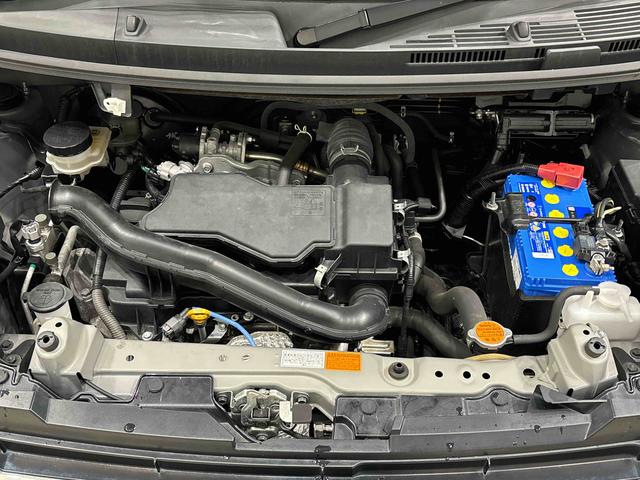 トール カスタムＧ　バックモニター対応　電動パーキングブレーキ　ＬＥＤヘッドランプ・フォグランプ　　１４インチアルミホイール　オートライト　プッシュボタンスタート　クルーズコントロール　　コーナーセンサー　パワースライドドア　キーフリーシステム（42枚目）