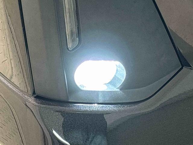 トール カスタムＧ　バックモニター対応　電動パーキングブレーキ　ＬＥＤヘッドランプ・フォグランプ　　１４インチアルミホイール　オートライト　プッシュボタンスタート　クルーズコントロール　　コーナーセンサー　パワースライドドア　キーフリーシステム（45枚目）