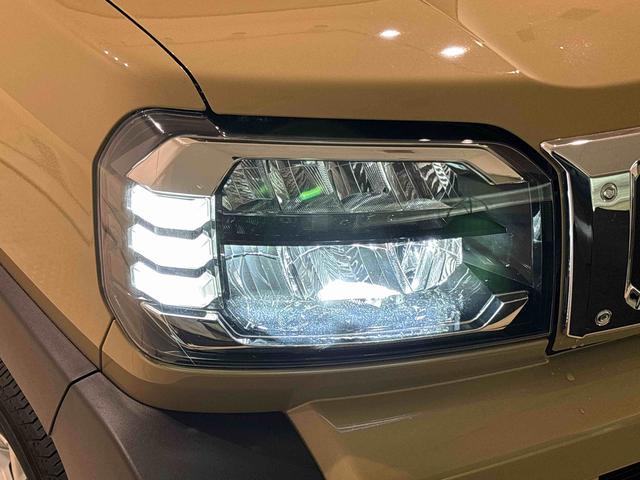 タフト Ｇ　クロムベンチャー　スカイフィールトップ　クロムパック　メッキパック　シルバーアンダーガーニッシュ　ＬＥＤオートライト＆フォグランプ　電動パーキングブレーキ　バックカメラ　１５インチアルミホイール（44枚目）