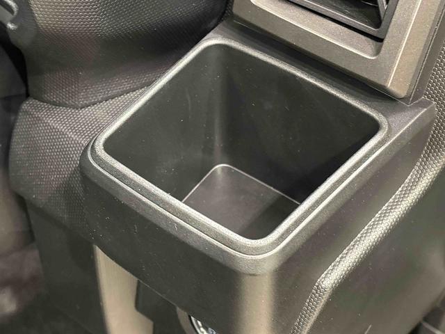 タフト Ｇ　クロムベンチャー　スカイフィールトップ　クロムパック　メッキパック　シルバーアンダーガーニッシュ　インテリアアクセント　ＬＥＤオートライト＆フォグランプ　電動パーキングブレーキ　バックカメラ　アルミホイール（26枚目）