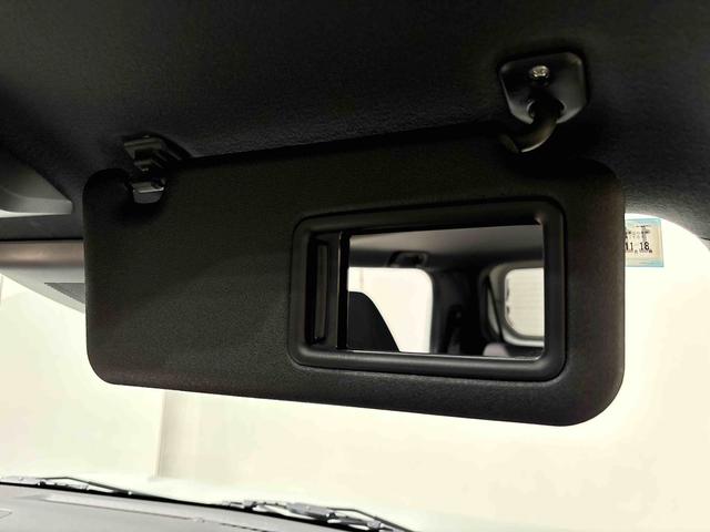 タフト Ｇ　クロムベンチャー　スカイフィールトップ　クロムパック　メッキパック　シルバーアンダーガーニッシュ　インテリアアクセント　ＬＥＤオートライト＆フォグランプ　電動パーキングブレーキ　バックカメラ　アルミホイール（27枚目）