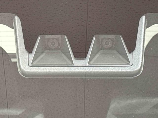 タフト Ｇ　クロムベンチャー　スカイフィールトップ　クロムパック　メッキパック　シルバーアンダーガーニッシュ　インテリアアクセント　ＬＥＤオートライト＆フォグランプ　電動パーキングブレーキ　バックカメラ　アルミホイール（41枚目）