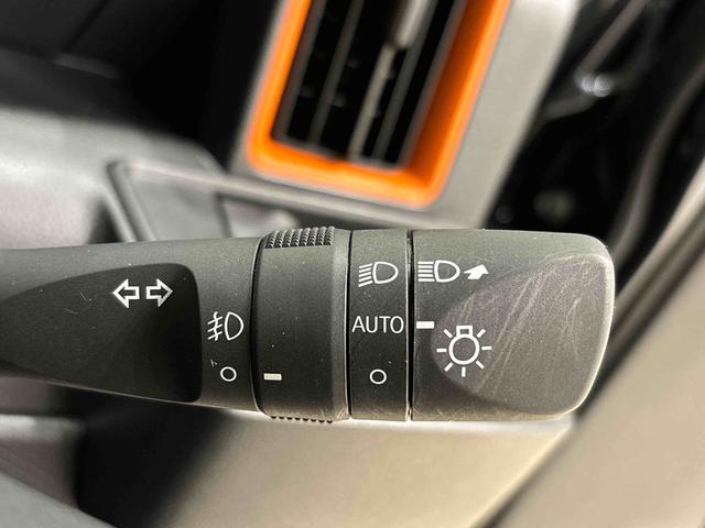 タント ファンクロスターボ 運転席・助手席シートヒーター 純正ナビ装着用アップグレードパック 両側電動スライドドア 電動パーキングブレーキ オートブレーキホールド機能 運転席シートリフター チルトステアリング 格納式リヤドアサンシェード(23枚目)