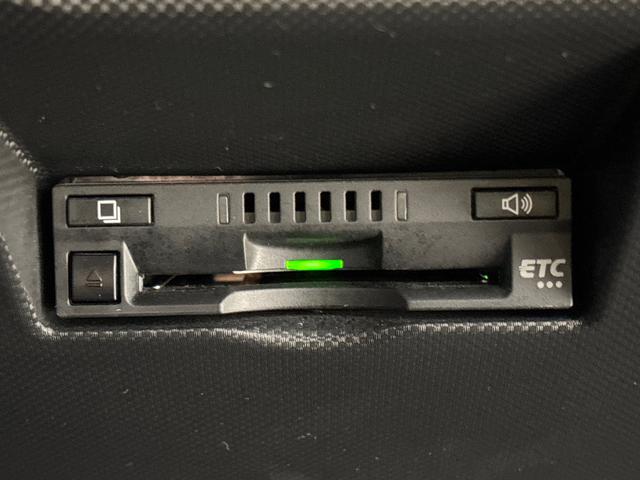ロッキー Ｇ　ナビ　パノラマモニター　ＥＴＣ車載器　ドライブレコーダー　ＬＥＤヘッドランプ・フォグランプ　全車速追従機能付アダプティブクルーズコントロール　レーンキープコントロール　１７インチアルミホイール　シートヒーター　プッシュボタンスタート（8枚目）