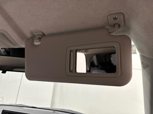 ロッキー Ｇ　ナビ　パノラマモニター　ＥＴＣ車載器　ドライブレコーダー　ＬＥＤヘッドランプ・フォグランプ　全車速追従機能付アダプティブクルーズコントロール　レーンキープコントロール　１７インチアルミホイール　シートヒーター　プッシュボタンスタート（28枚目）