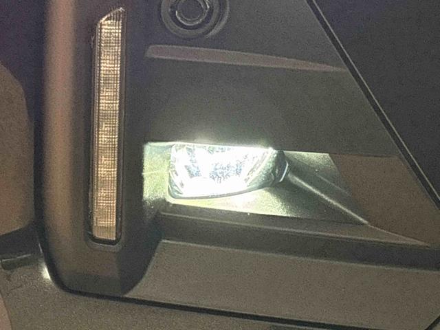 ロッキー Ｇ　ナビ　パノラマモニター　ＥＴＣ車載器　ドライブレコーダー　ＬＥＤヘッドランプ・フォグランプ　全車速追従機能付アダプティブクルーズコントロール　レーンキープコントロール　１７インチアルミホイール　シートヒーター　プッシュボタンスタート（47枚目）